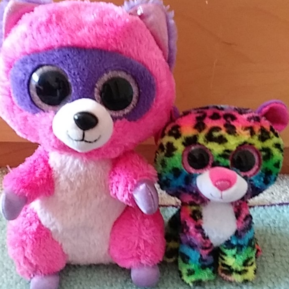 Ty Beanies racoon and cheetah plush